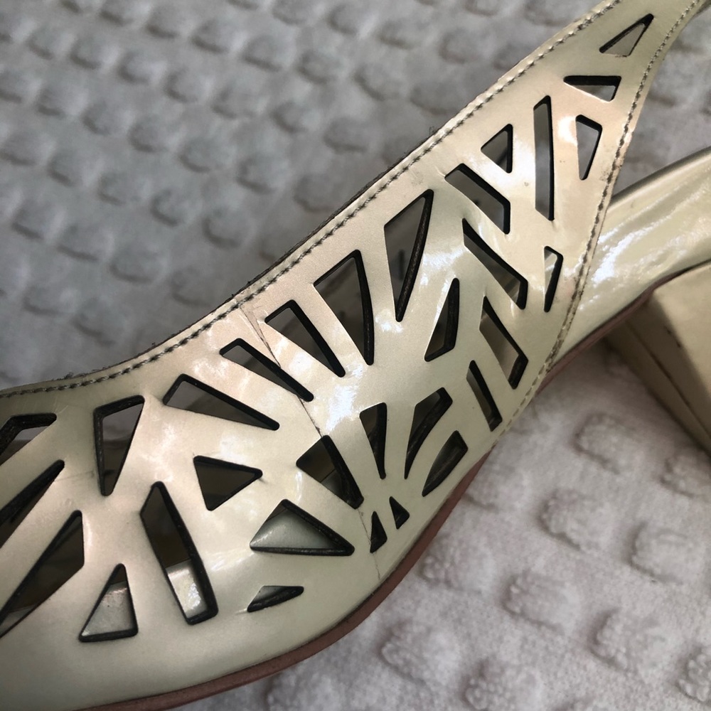 Vince Camuto Candy Sling Back Heels - Picture 14 of 15